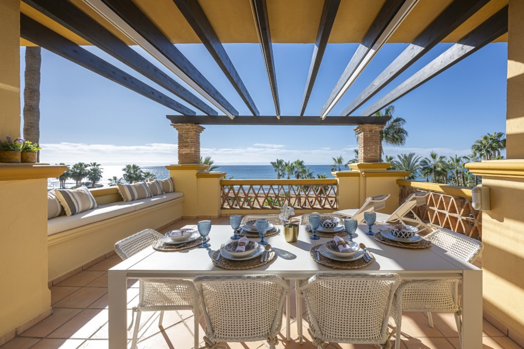 Apartment Marbella East € 1.845.000,-