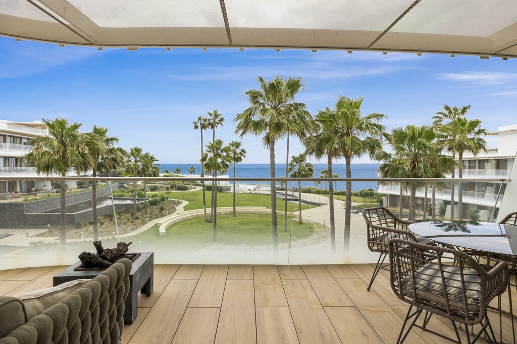 Apartment Bahía de Estepona € 1.145.000,-