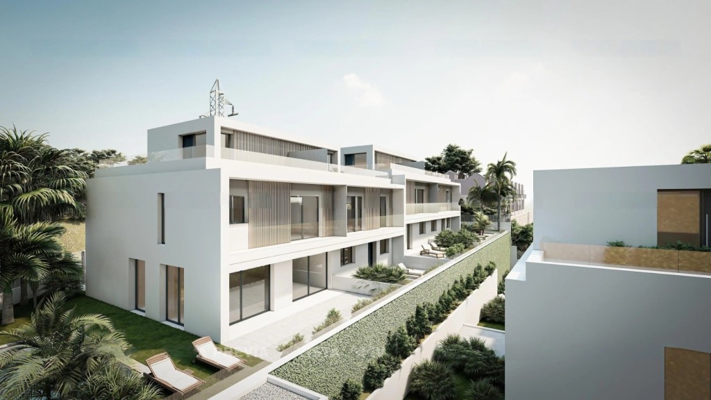 Halfvrijstaande woning Estepona € 730.000,-