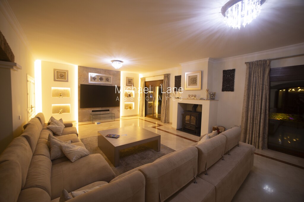 Vrijstaande villa San Diego € 1.899.500,-