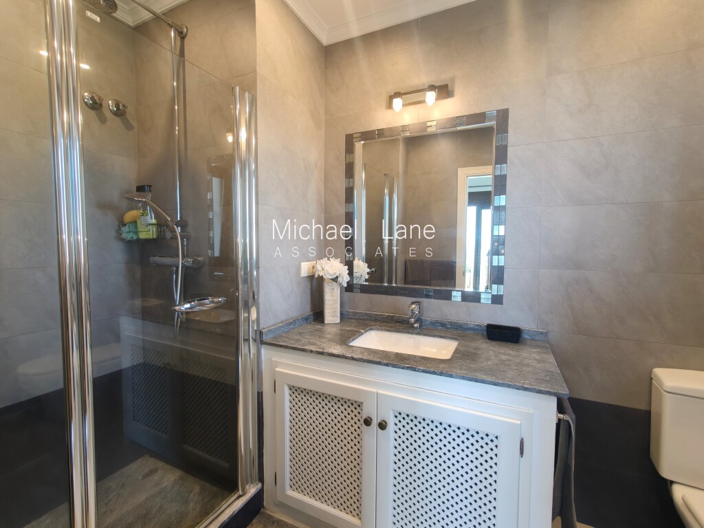 Vrijstaande villa San Diego € 1.899.500,-