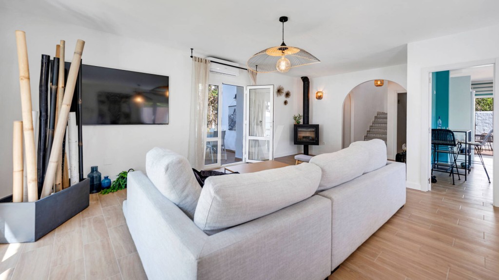 Vrijstaande villa Cabopino € 1.395.000,-