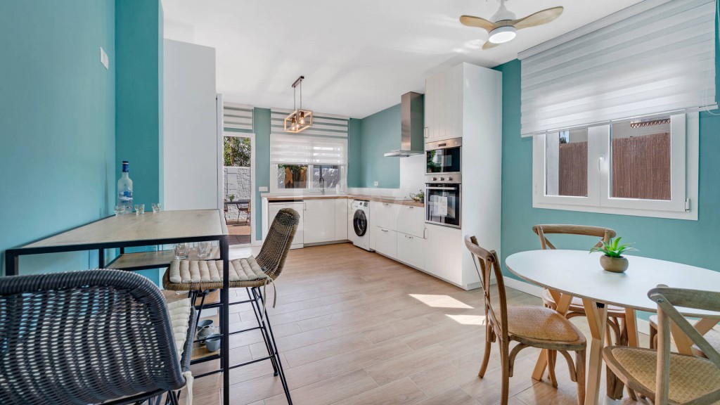 Vrijstaande villa Cabopino € 1.395.000,-