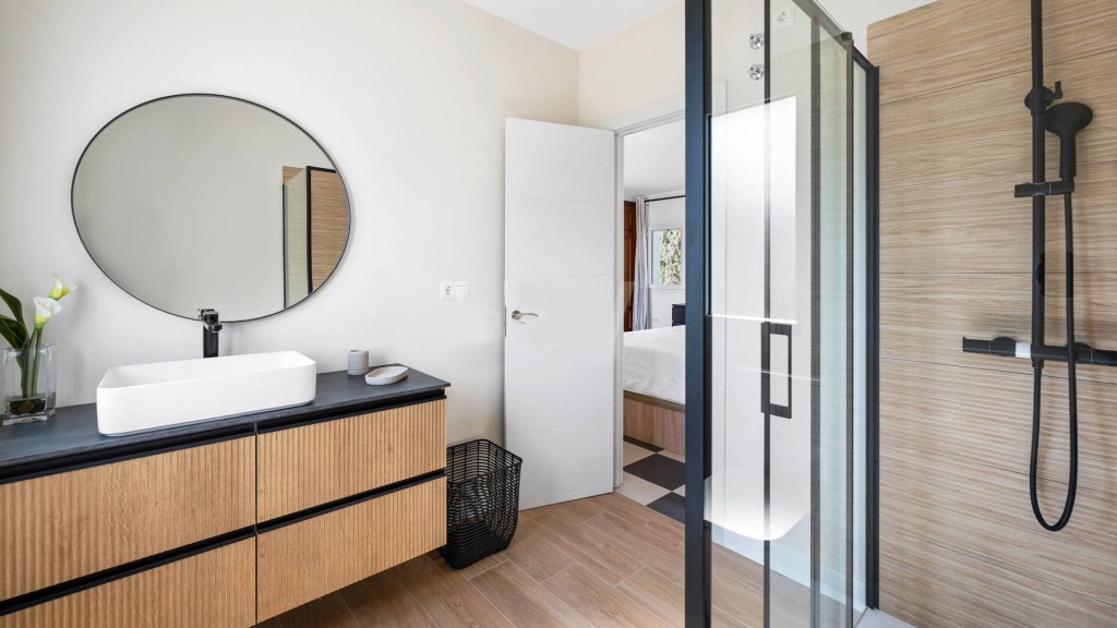 Vrijstaande villa Cabopino € 1.395.000,-