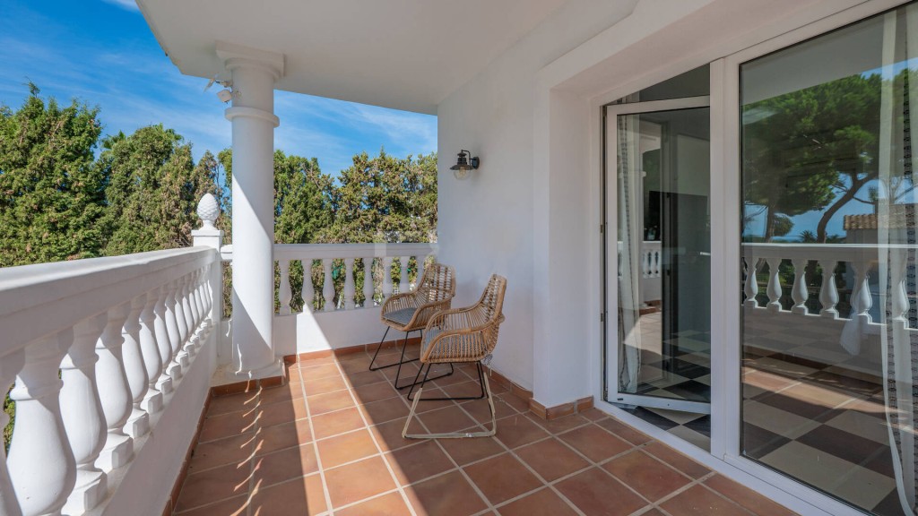 Vrijstaande villa Cabopino € 1.395.000,-