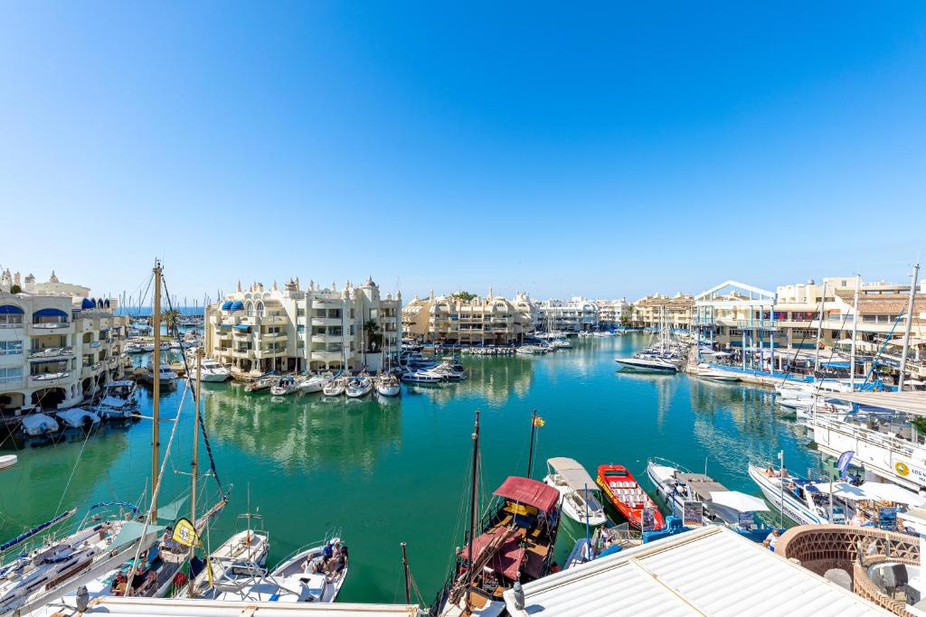 Appartement La Carihuela € 417.000,-