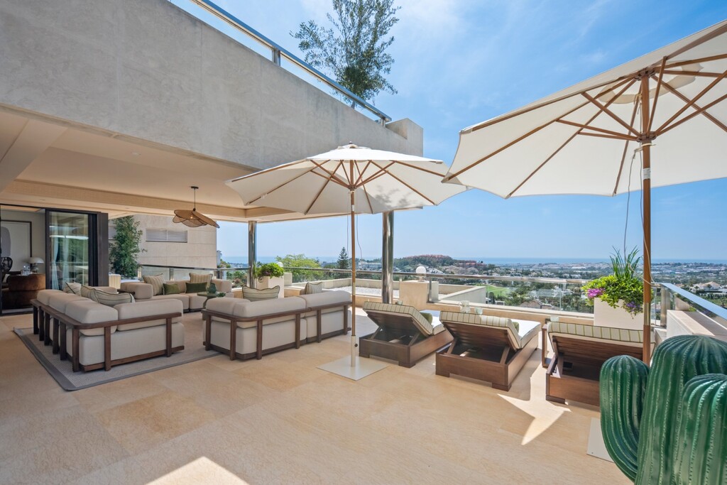 Duplex Penthouse Nueva Andalucía € 6.900.000,-