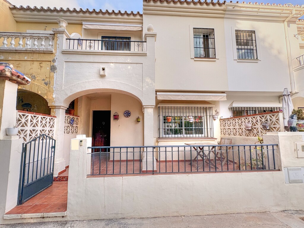 Townhouse Benajarafe € 389.000,-