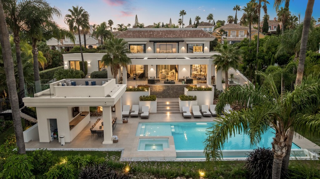 Villa East Estepona € 6.850.000,-